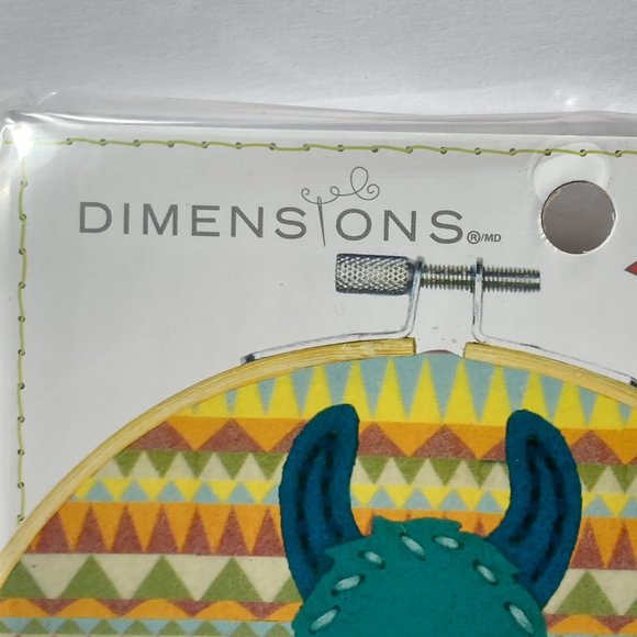 Dimensions Felt Applique Kit LLAMA Thread Felt Hoop Needle Instructions 6" - Picture 16 of 16
